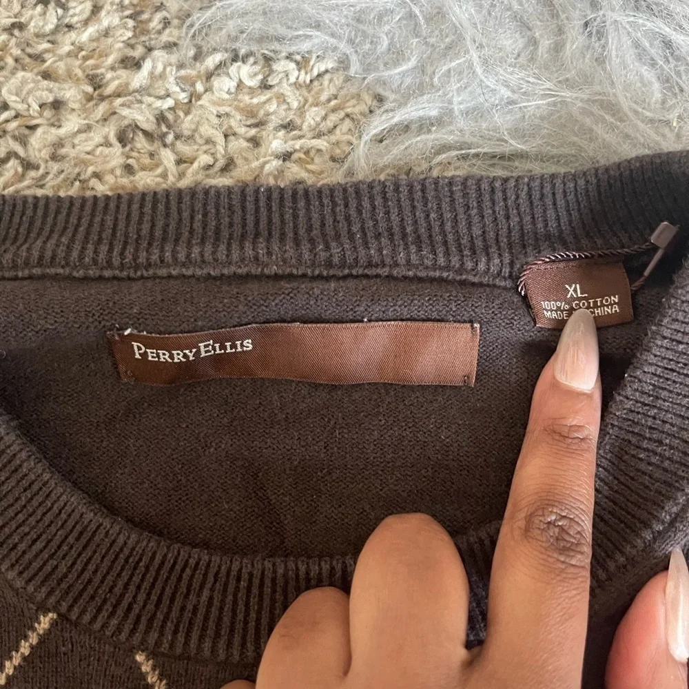 Perry Ellis Plaid Sweater Size XL Brown